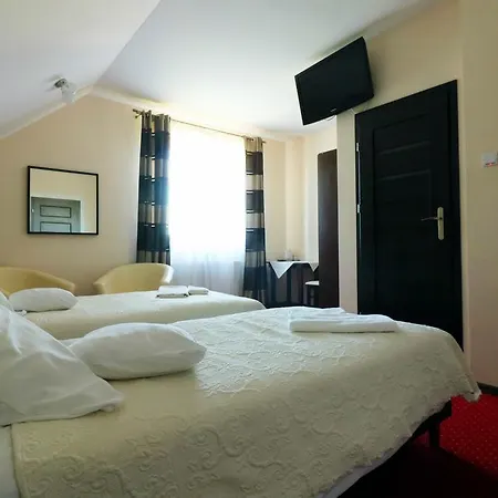 Quarto em Acomodações Particulares Goscinne Anna Airport Modlin *