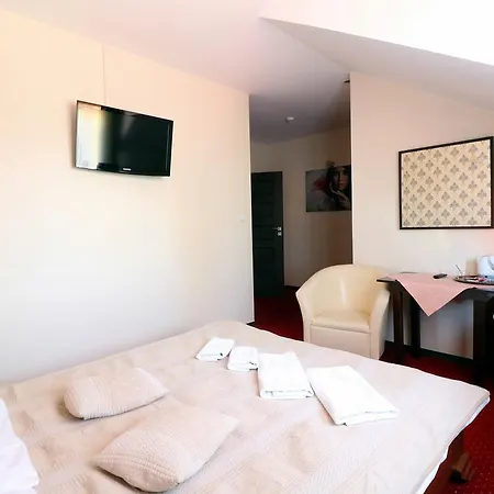 Quarto em Acomodações Particulares Goscinne Anna Airport Modlin *