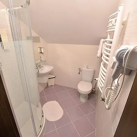 Quarto em Acomodações Particulares Goscinne Anna Airport Modlin *