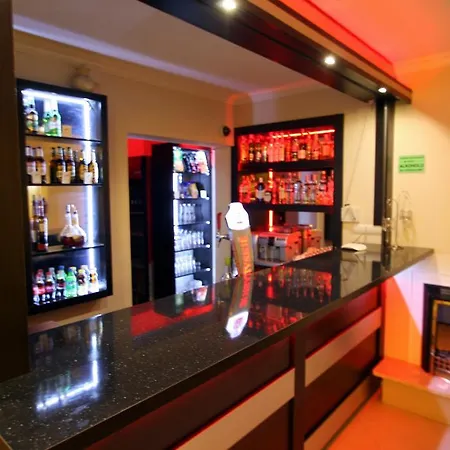 Goscinne Anna Airport Modlin * Nowy Dwór Mazowiecki