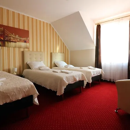 Goscinne Anna Airport Modlin Nowy Dwór Mazowiecki