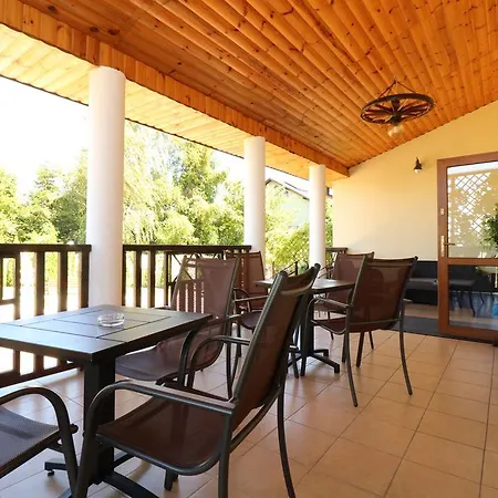 Homestay Goscinne Anna Airport Modlin
