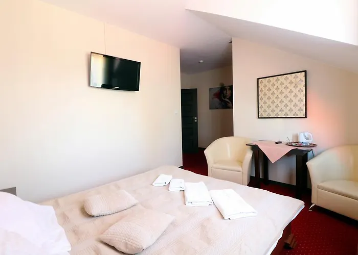 Homestay Goscinne Anna Airport Modlin *