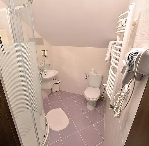 Homestay Goscinne Anna Airport Modlin *